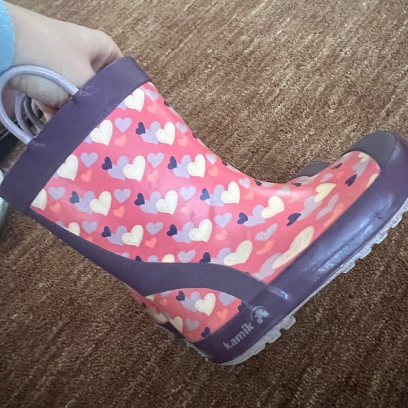 Kids Heart Pattern Rain Boots - Picture 2 of 2
